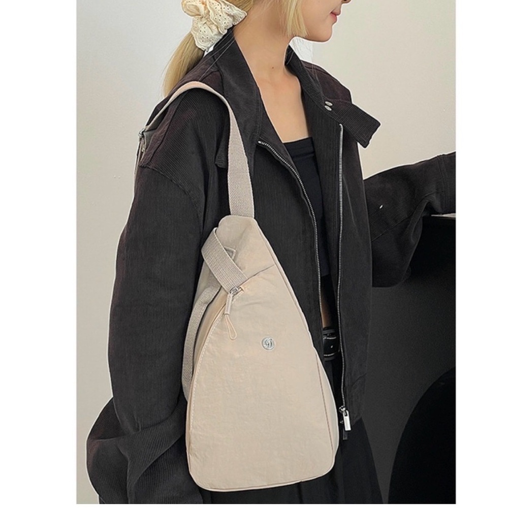 Zenana outfitters Stylish Cream Women's Bag